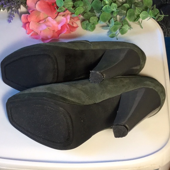 Kenneth Cole Reaction Ankle Boot w/Heel, Green - Picture 6 of 8